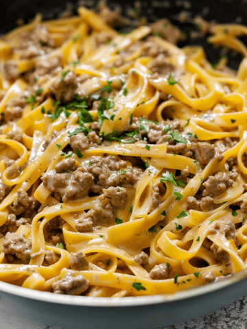 One-Pot Creamy Beef and Garlic Butter Pasta