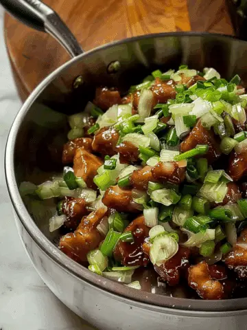 Delicious Chicken and Green Onion Stir-fry