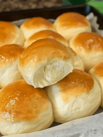 Soft and Buttery Homemade Dinner Rolls