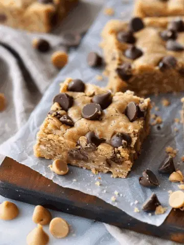 Peanut Butter Chocolate Chip Bars