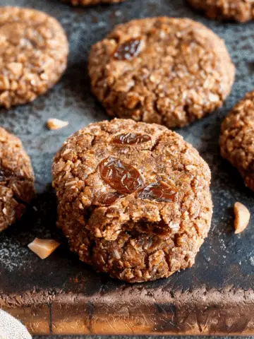 Healthy 3-Ingredient Date Cookies