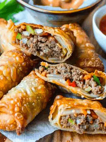 Crispy Cheeseburger Egg Rolls