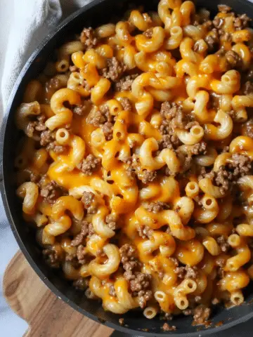 One-Pot Homemade Cheeseburger Macaroni