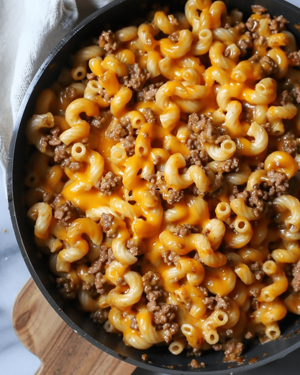 One-Pot Homemade Cheeseburger Macaroni
