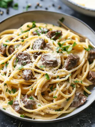 Garlic Butter Beef Spaghetti in Cheddar Cream Sauce